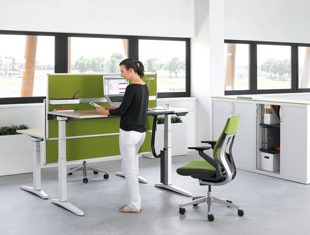 Bàn đứng mang lại rất nhiều lợi ích cho sức khỏe